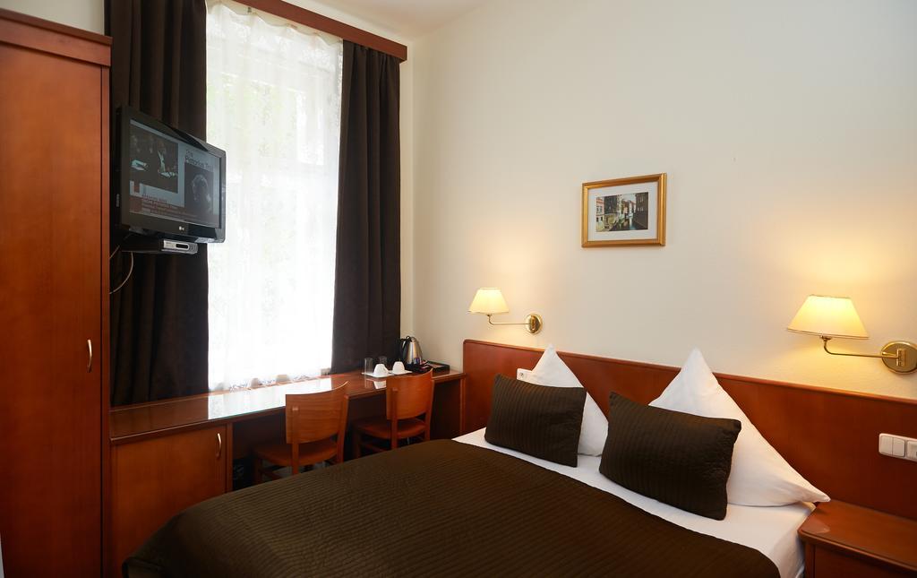 Hotel Andel Πράγα Εξωτερικό φωτογραφία